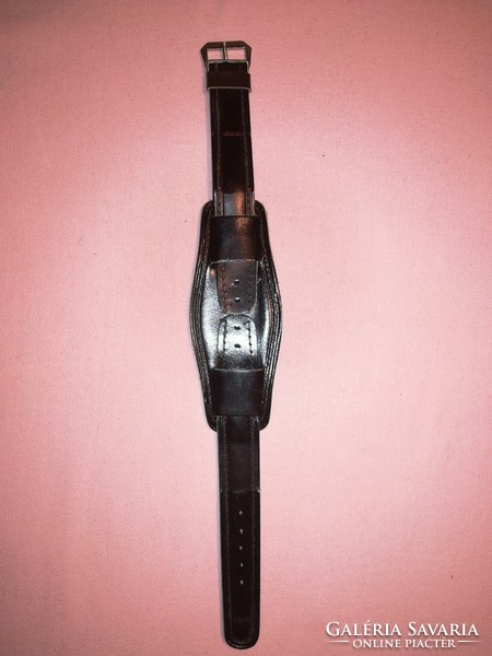 Retro dark brown leather watch strap