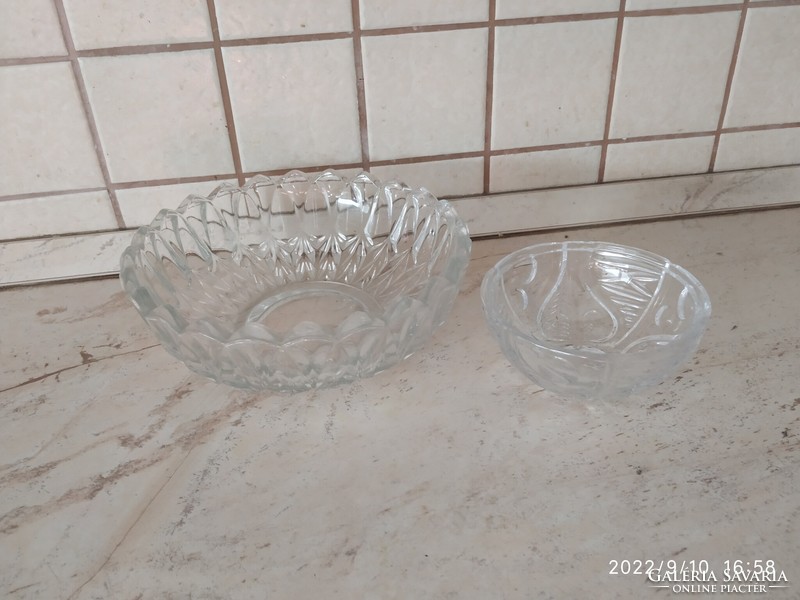 2 crystal serving bowls for sale!
