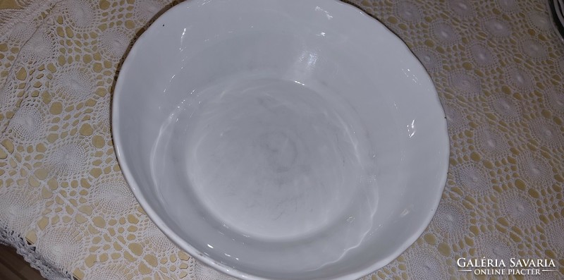 Antique Zsolnay white coma bowl, scone bowl
