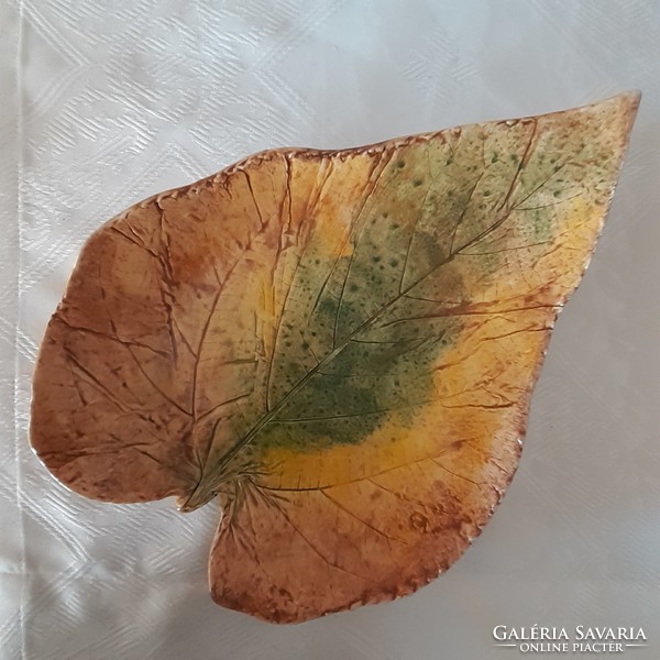 Autumn leaf ceramic offering