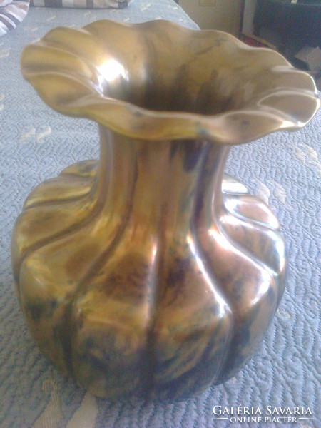 Zsolnay : Labradormázas ,régi váza