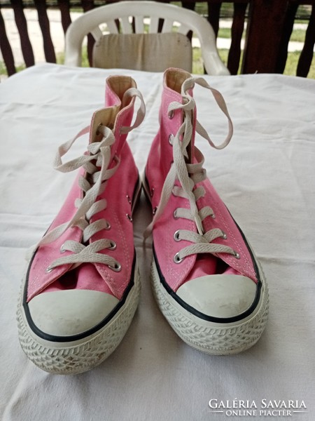 Converse women's shoes