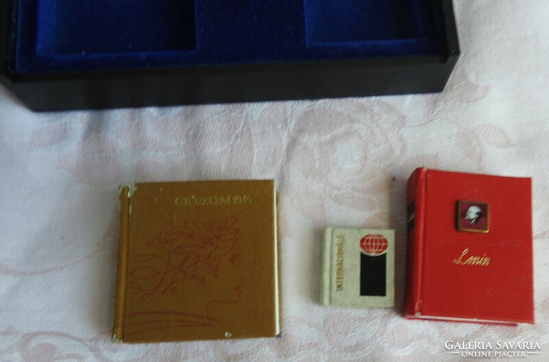 Communist minibook relic - three minibooks lenin / victory / internationale