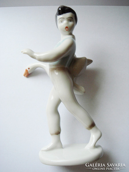 Régi Hollóházi fiú retro porcelán Ludas Matyi népi figura