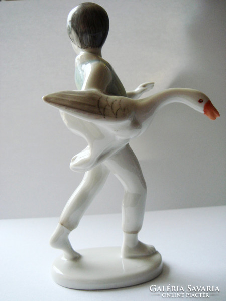 Old raven house boy retro porcelain goose matyi folk figurine