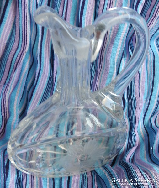 Hand-polished flower pattern crystal spout