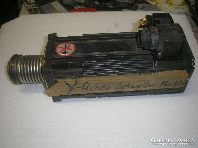 This m12 is an old bosch 24 volt servo motor, with bosch clutch and brake