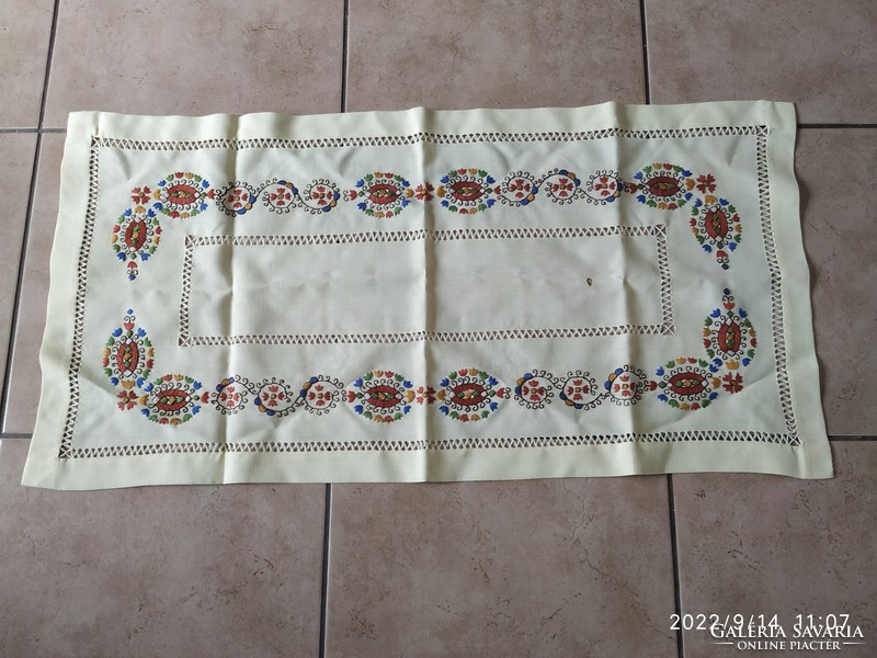 Embroidered, risel, tablecloth, needlework for sale! Sunny yellow tablecloth for sale!