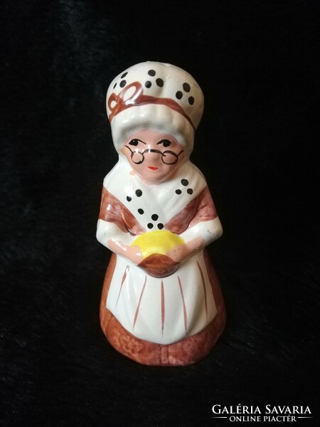 Grandma salt shaker