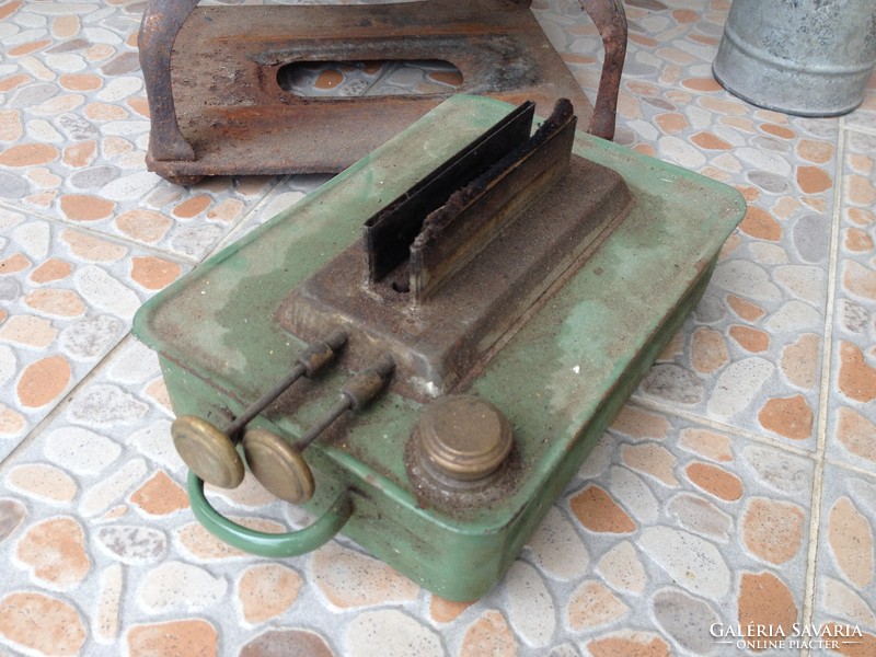 Old kerosene paladdin stove vintage kerosene spirit stove cooker