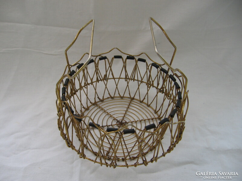 Multi-position retro wire bread basket, fruit basket