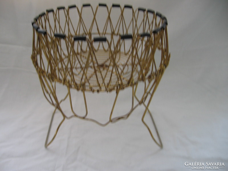 Multi-position retro wire bread basket, fruit basket