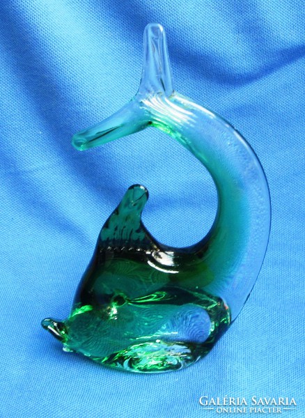 Kézműves muránói üveghal, jelzett, enyhén hibás,15,8 cm magas.