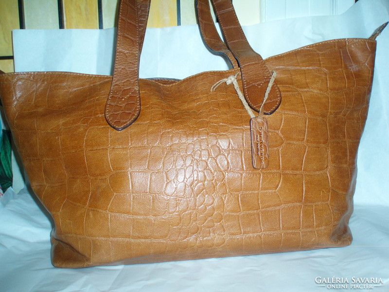Vintage leather 5 th avenue shoulder bag
