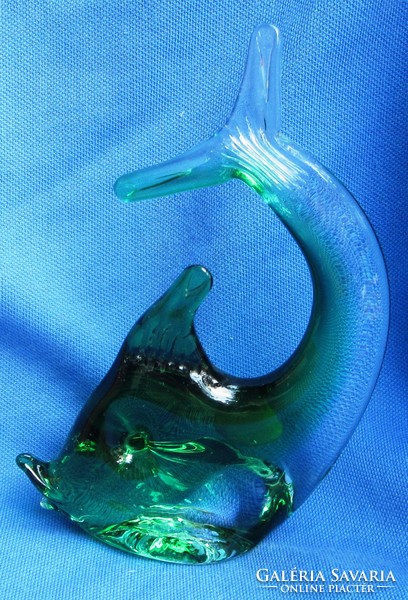 Kézműves muránói üveghal, jelzett, enyhén hibás,15,8 cm magas.
