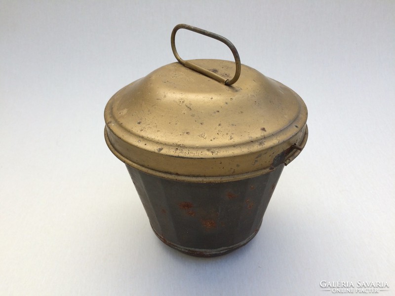 Old metal ball oven with lid, vintage confectioner's ball oven mold