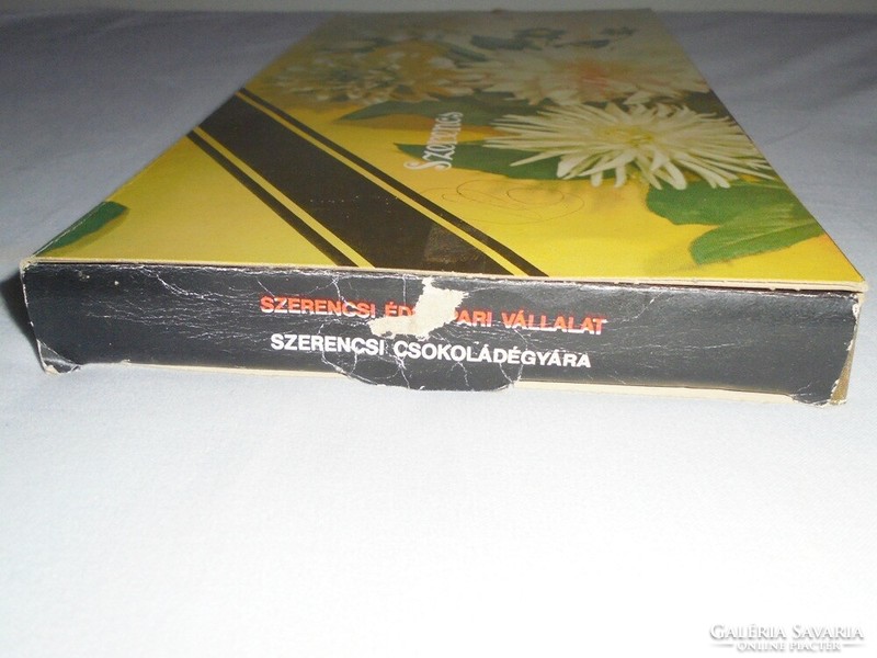Retro bonbon csokoládé papír doboz - Szerencs Anita desszert - 1985-ös évből
