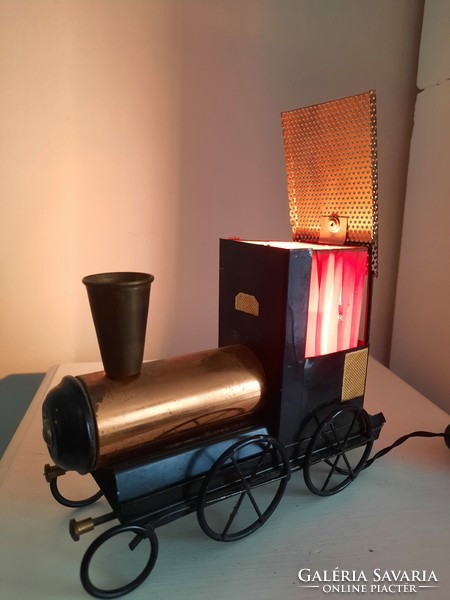 Retro locomotive night lamp