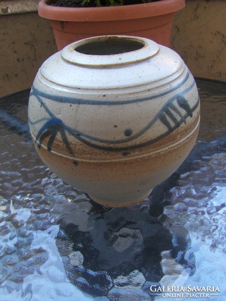 Retro German ceramic sphere vase dia. 15 cm (11/d)