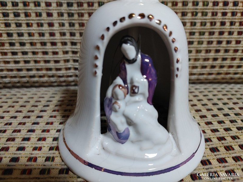 Porcelán asztali csengő vallási jelenetes betéttel.