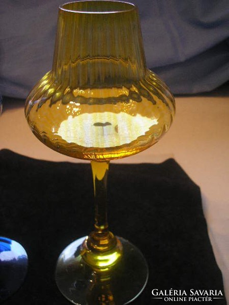 Antik művészi üveg golyós szárú poharak Gyönyörű kék-sárga  színben 24 cm leárazva