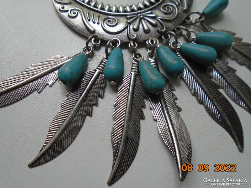 Unique silver-plated 3-tier necklaces decorated with feathers and turquoise inspired by Native American cultures