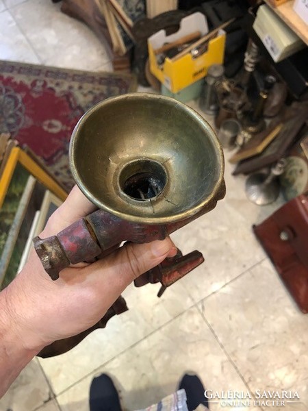 Poppy nut grinder, xx. Early century, copper casting, for collectors.