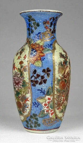 1K442 Paradicsommadár díszes porcelán váza 15 cm