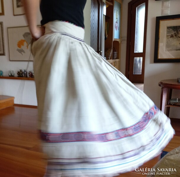 Transylvanian old embroidered skirt