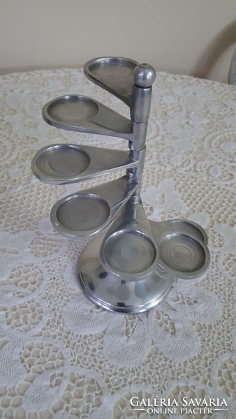 Kare design muffin tray and teacup holder stand