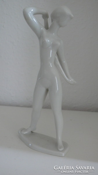 Drasche porcelain figurine