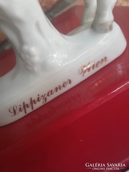 Lippizaner Wien-bécsi porcelán lovas-gyűjteményes darab