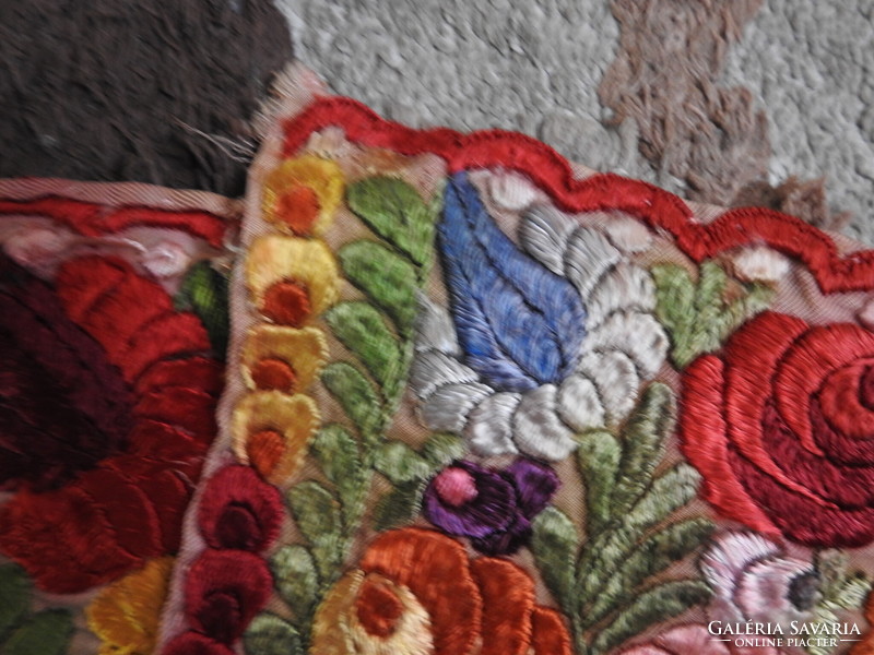 Antique xix. Századi matyó embroidered wall protector