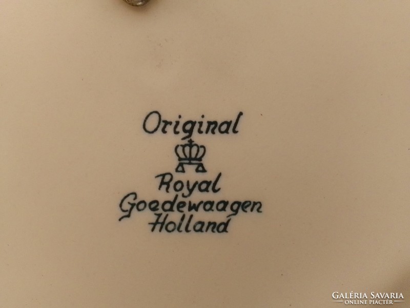 Kék fehér festett holland porcelán fali tányér, szőlő szüret bor, jelzett, hibátlan Royal Goedewagen