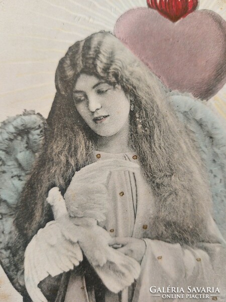 Régi képeslap 1907 Szeretet feliratos fotó levelezőlap hölgy galamb lángoló szív