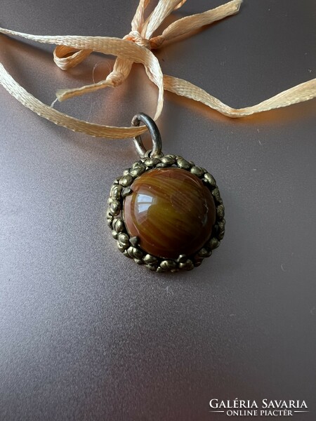 Antique flower pattern pendant with stone Art Nouveau