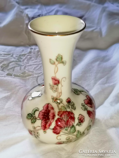 Signed gift vase of master painter Zsolnay