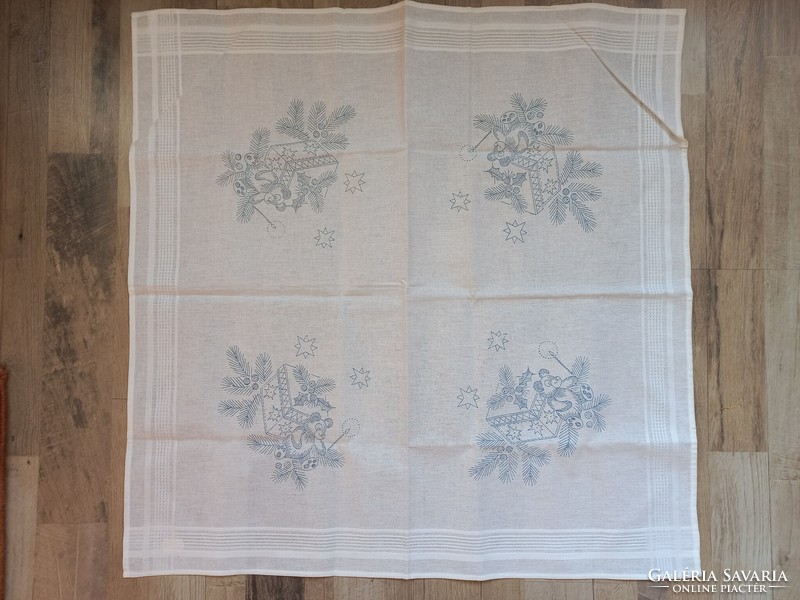 Unstitched Christmas cotton tablecloth