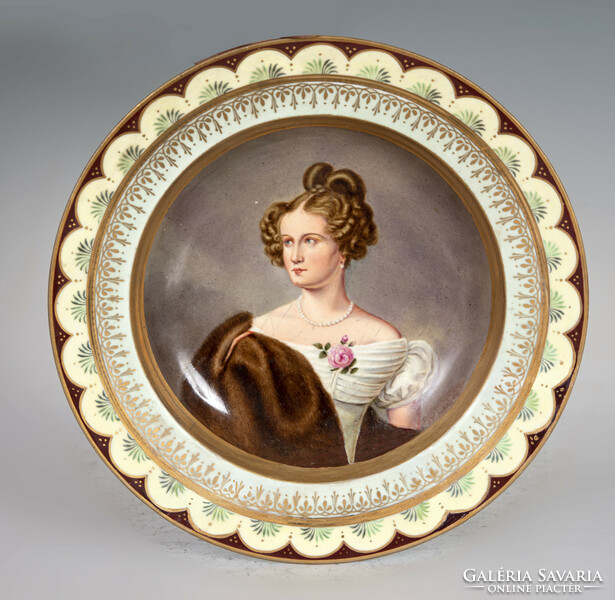 Altwien porcelain plate with painted portrait of Amalie Adlerberg