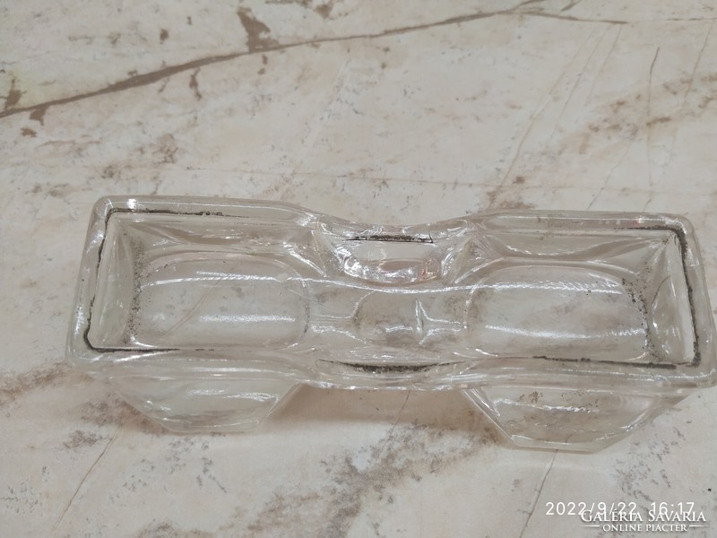 Art deco crystal salt shaker, table spice holder for sale!