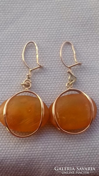Art deco Russian 14k.Gold with amber, pair of earrings 7.6 Gr. 5.3 Cm long, 2.6 Cm wide.Metalized