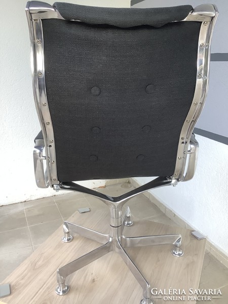 Iconic series! Szedleczky rudolf retro chair. I recommend it for luxury offices, for lovers of modern design