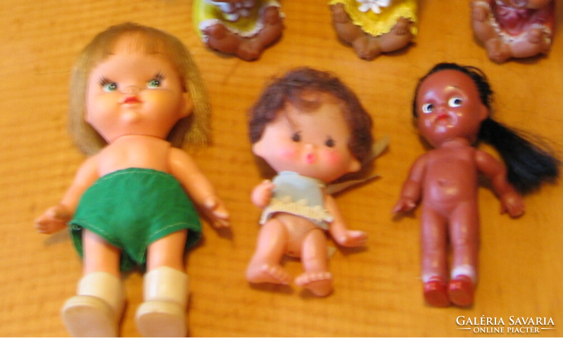 Retro Japanese and Hong Kong dolls