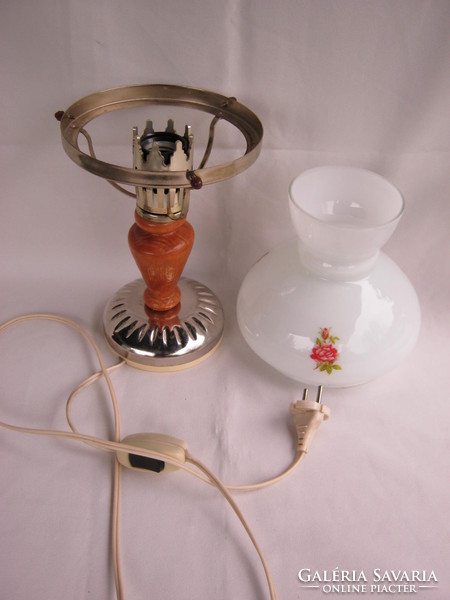 Üvegbúrás asztali lámpa