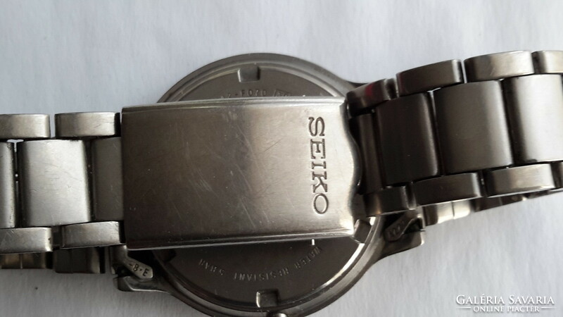 Seiko titanium 5 bar quartz, men's watch