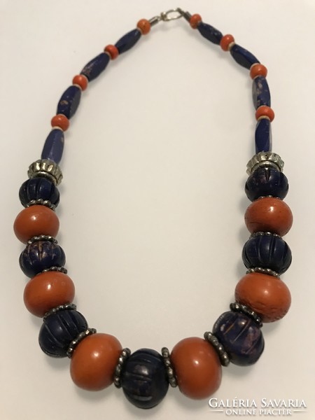 Retro necklace made of coral and deep blue eyes, 48 cm long