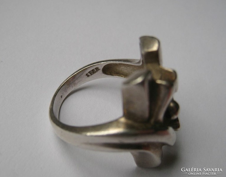 Egyedi, design ezüst gyűrű