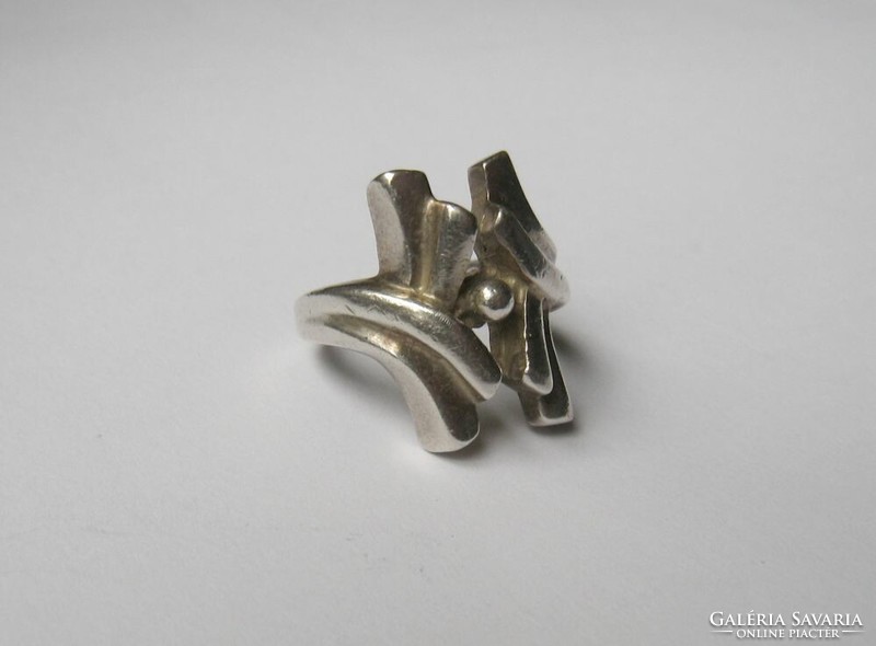 Unique design silver ring