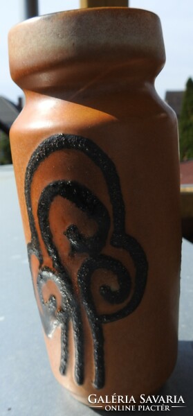Retro handicraft ceramic vase