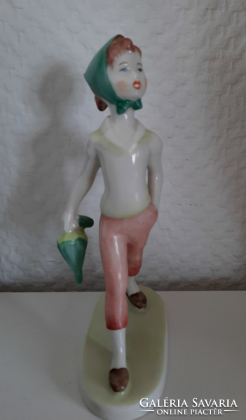 Aquincum porcelain little girl with an umbrella. Designer kaldor aurel